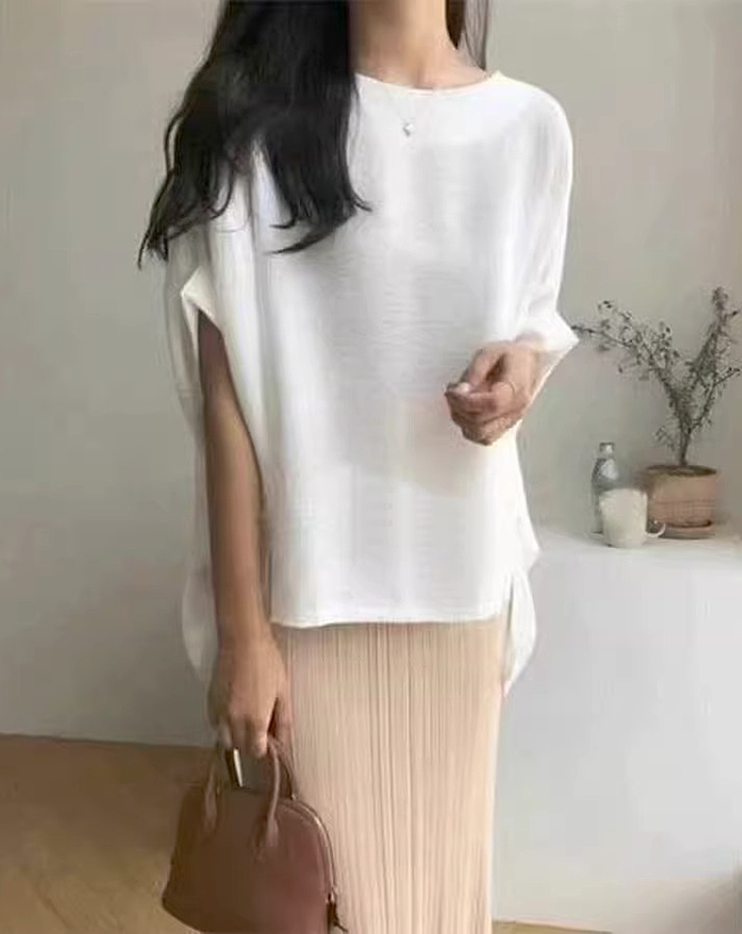 ♀Flowing Line Sleeve Shirt