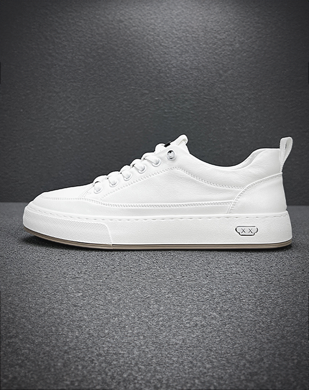 ♂♀Point Logo White Sneakers