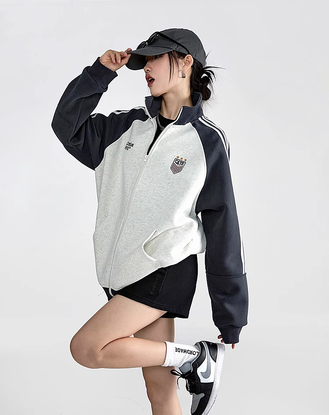 ♀Line Sleeve Track Jacket