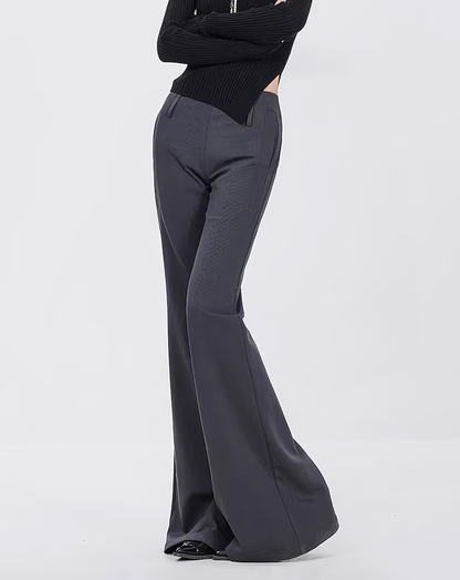 ♀Sculptural Flare Leg Pants