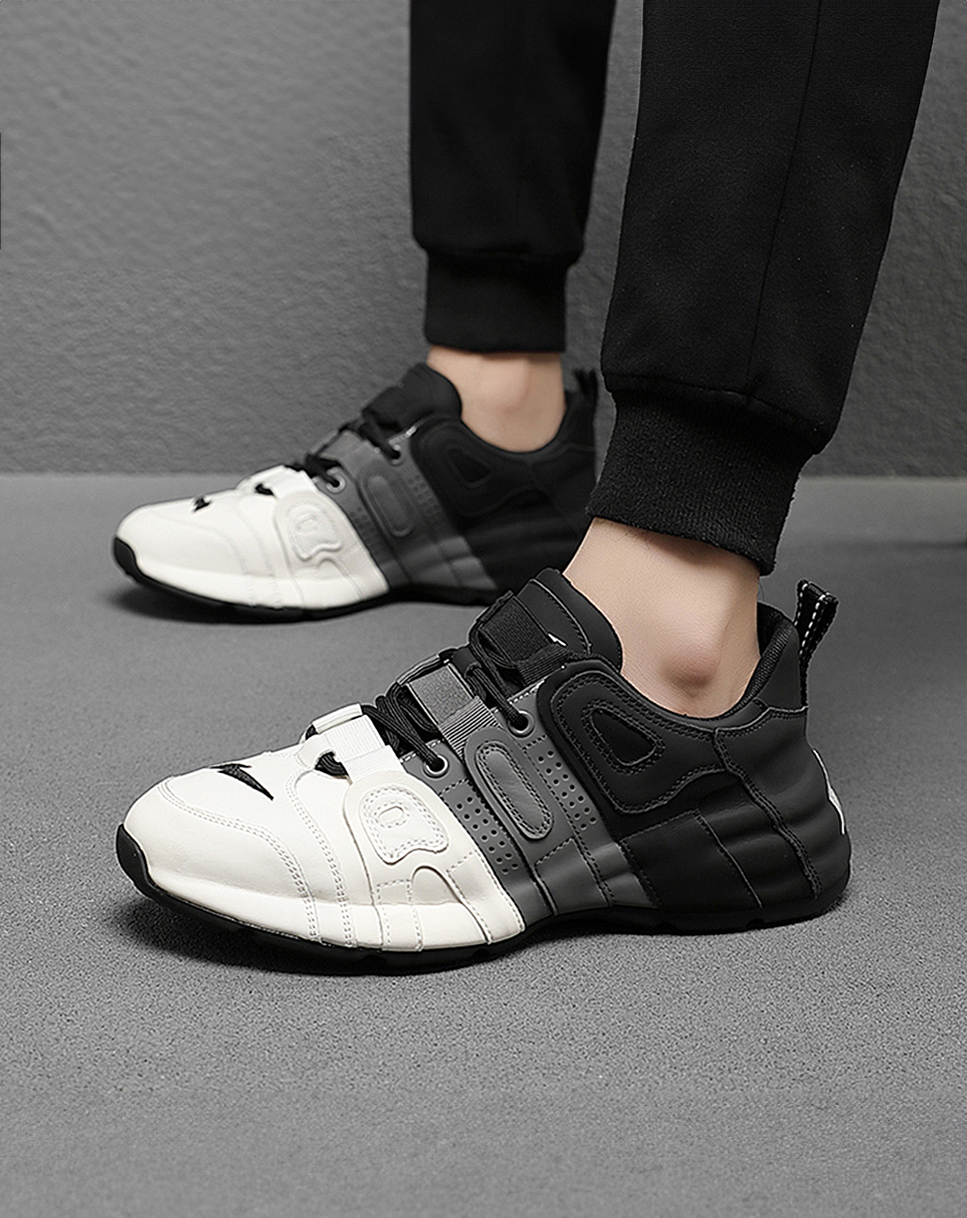 ♂Monotone Gradient Sneakers