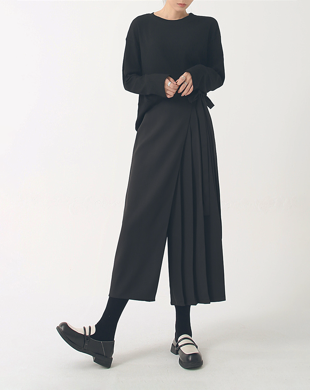 ♀Side Pleat Wide Pants