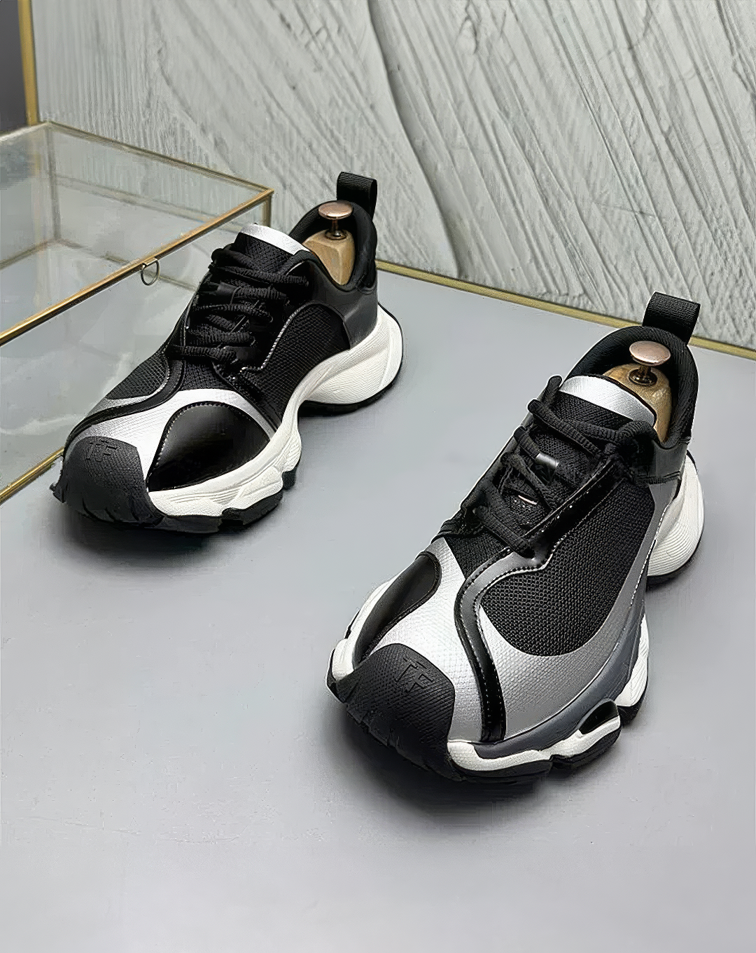 ♂♀Retro Tech Mesh Sneakers