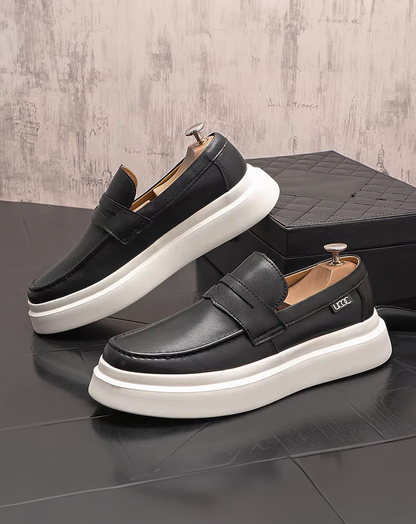 ♂♀Sleek Mono Chrome Loafer
