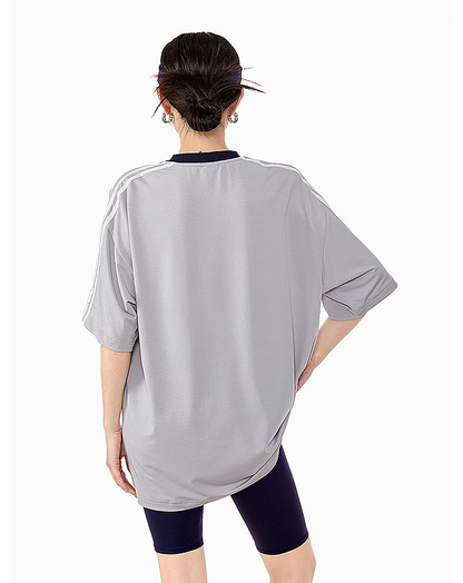 ♀Round Neck Logo T-Shirt