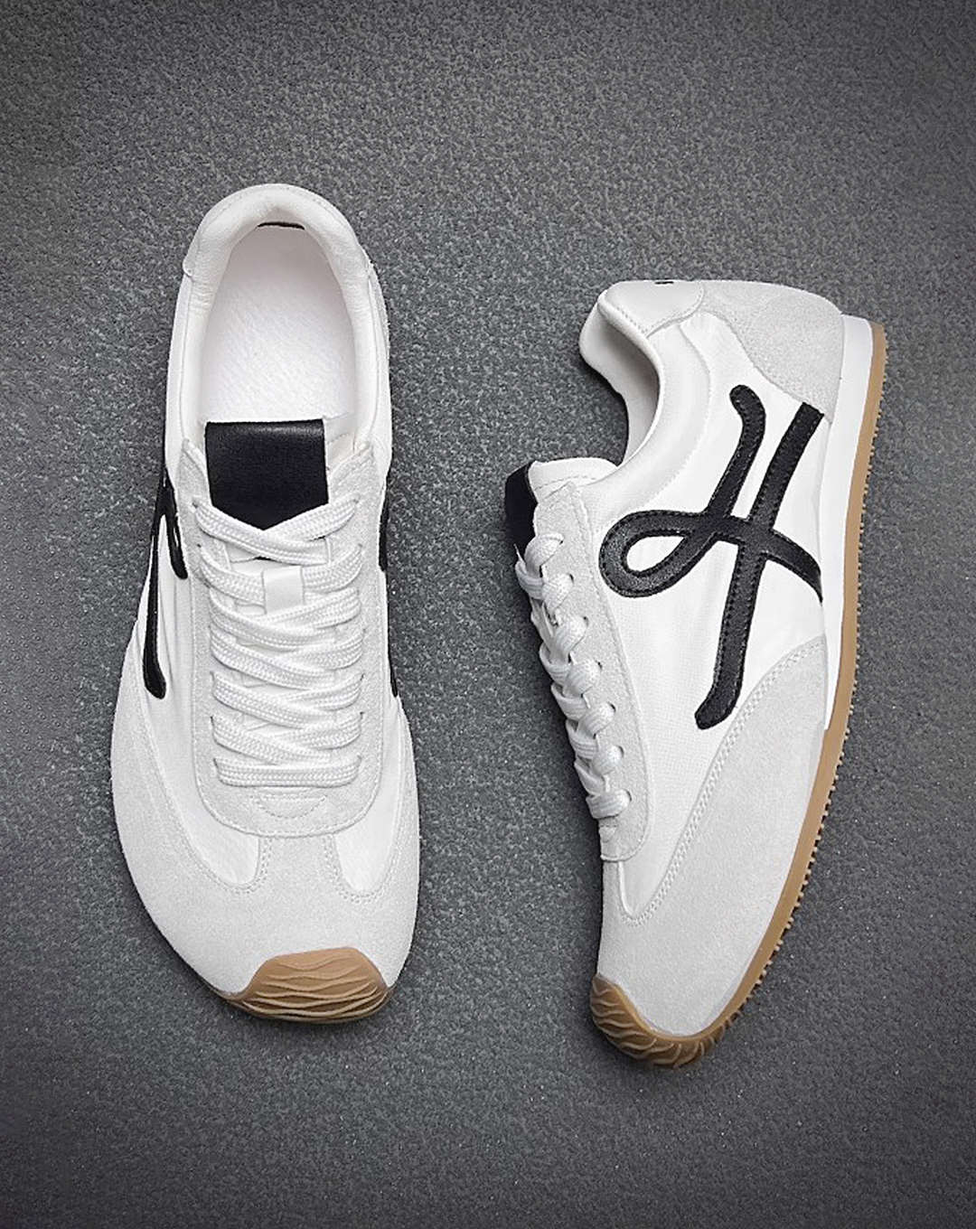 ♂♀Monochrome Arch Sneakers