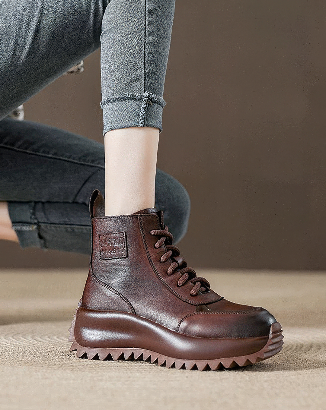 ♀本革／Chunky Shark Sole Boots