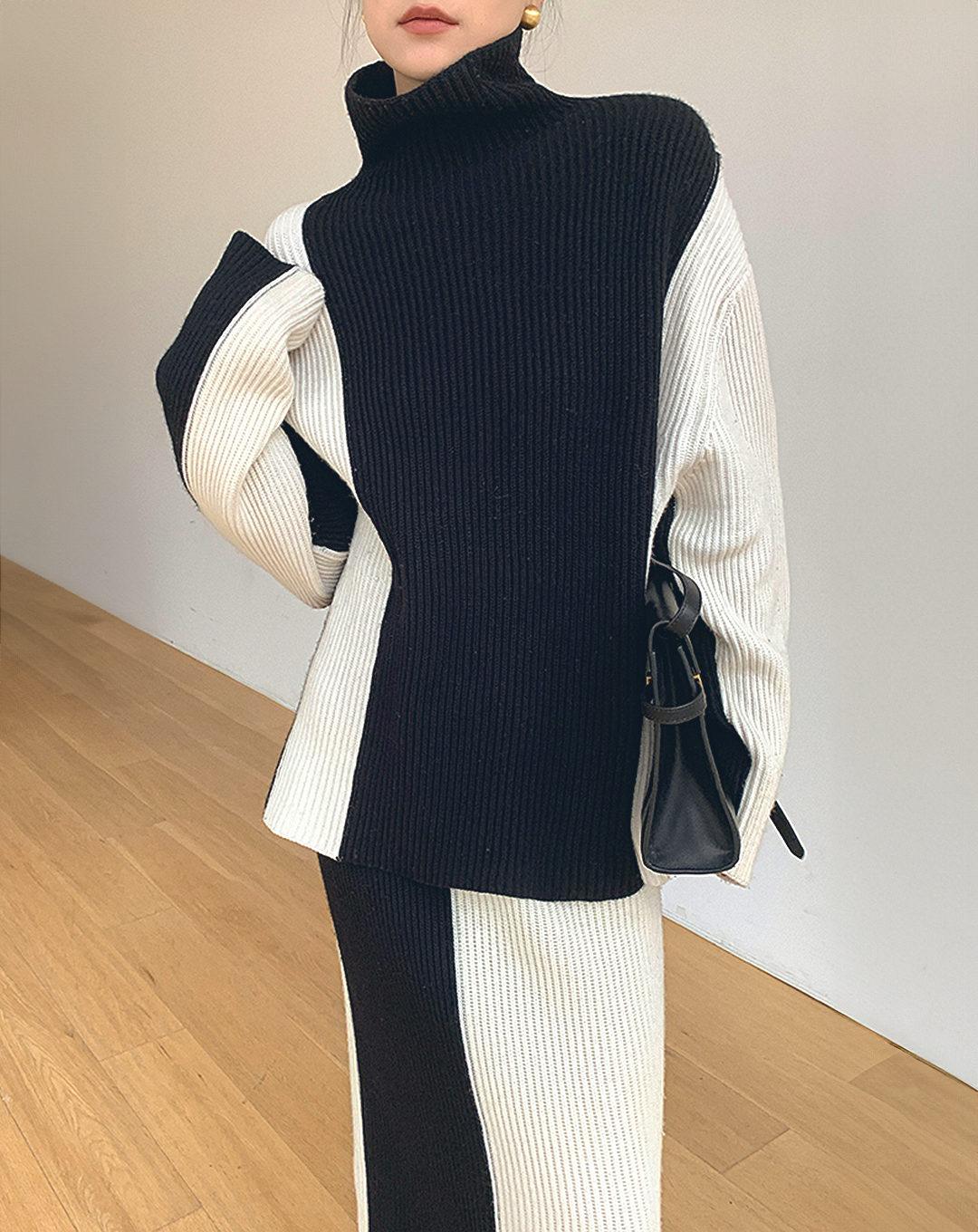 ♀Bicolor High Neck Knit & Skirt