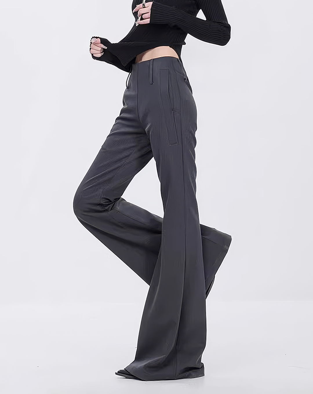 ♀Sculptural Flare Leg Pants