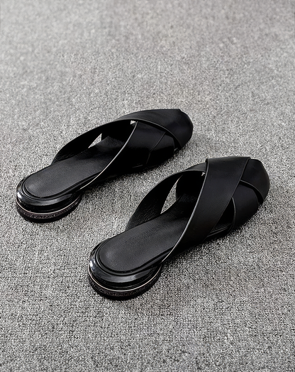 ♀本革／Black Flat Mule Sandals