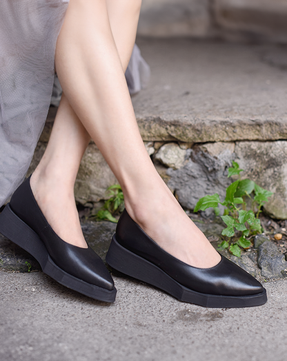 ♀本革／Pointed Toe Platform Pumps