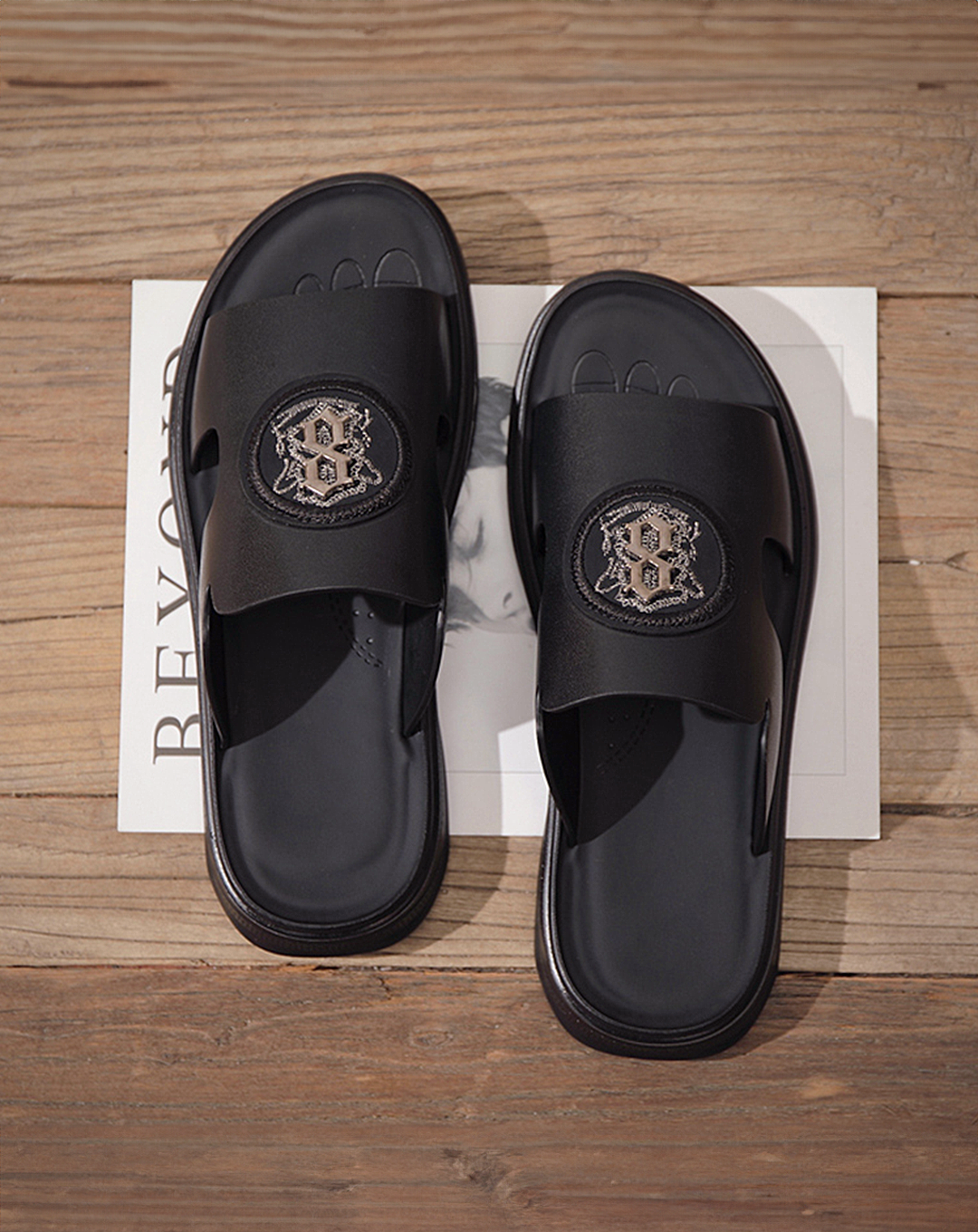 ♂Point Logo Sandals