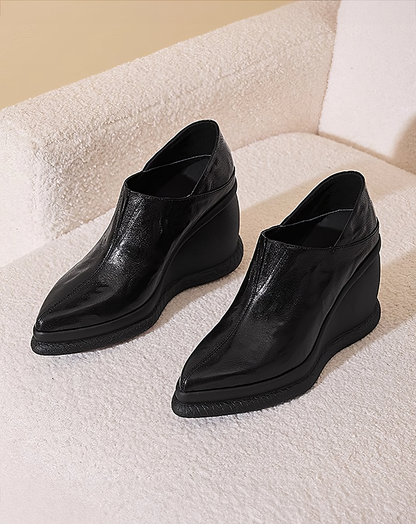 ♀本革／Pointed Toe Wedge Shoes