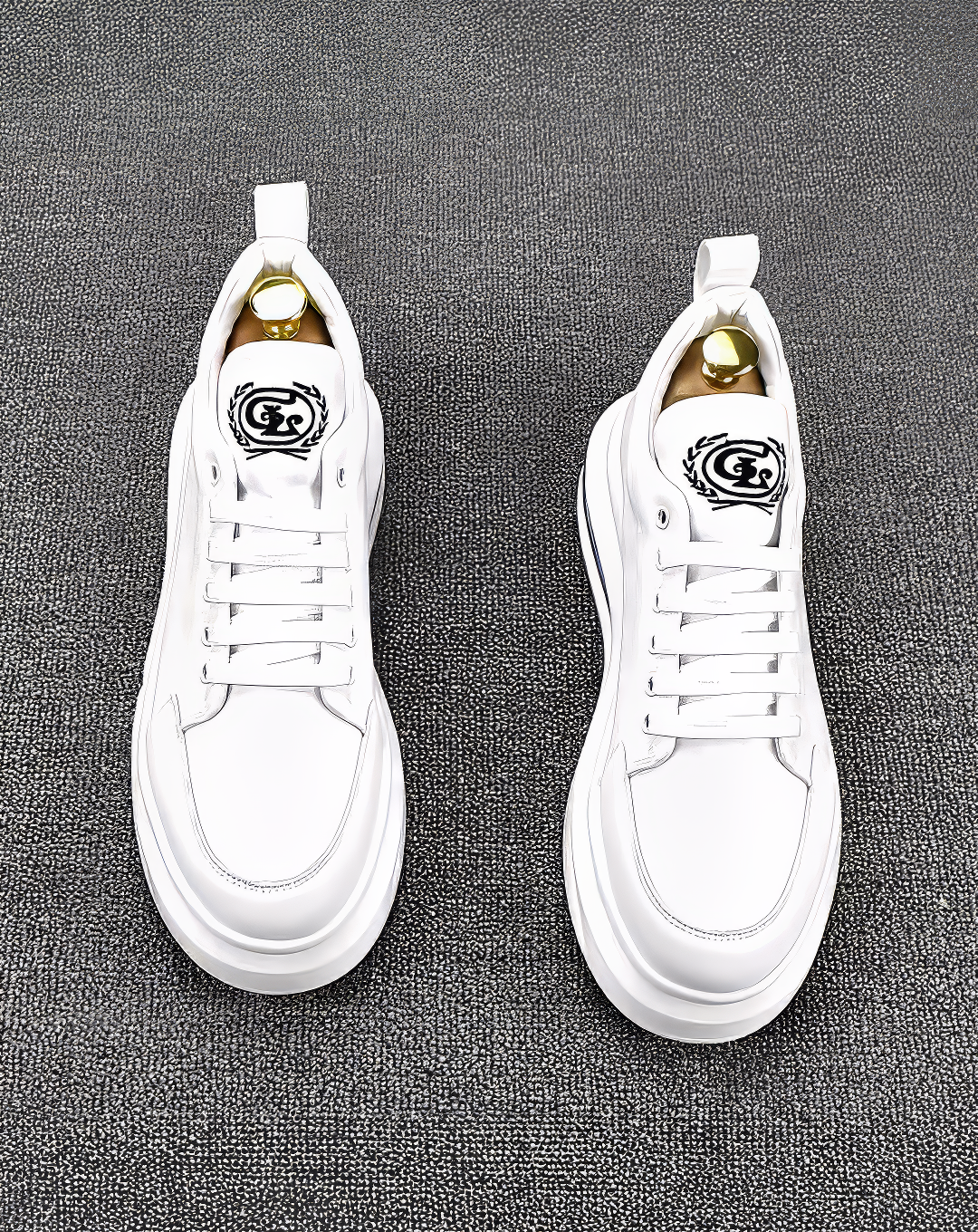 ♂♀本革／Vision White Aero Sneakers