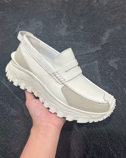 ♂♀Spiked Toe Loafer