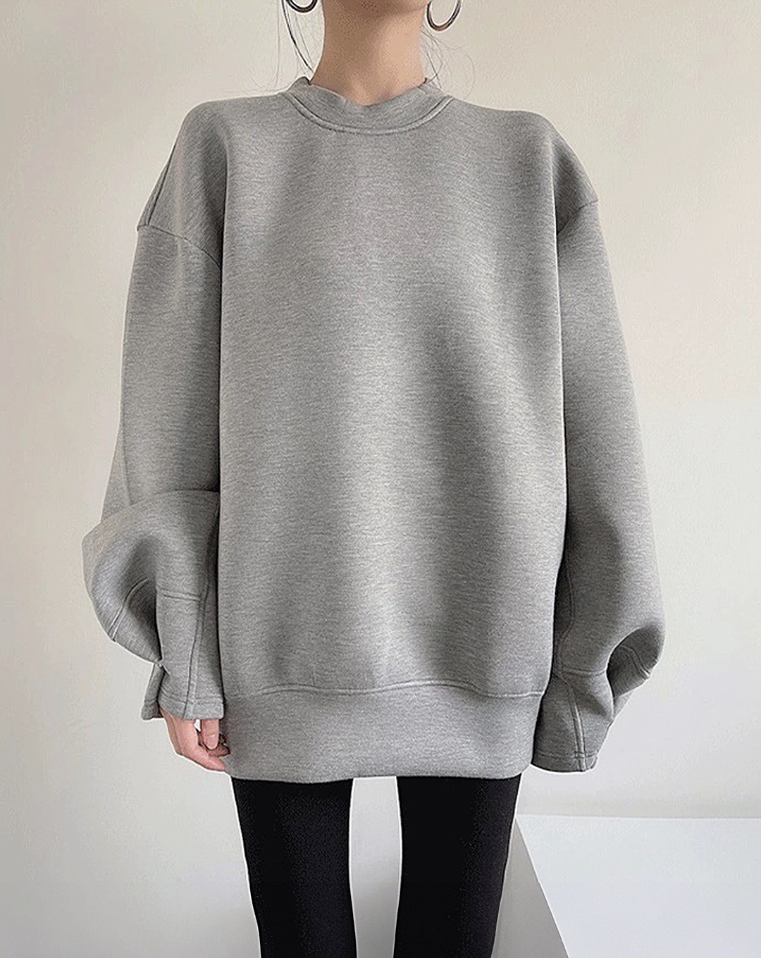 ♀Button Tuck Sleeve Sweatshirt