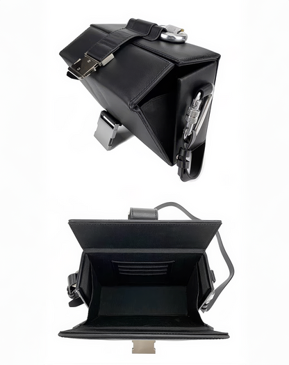 本革／Carabiner Handle Box Bag
