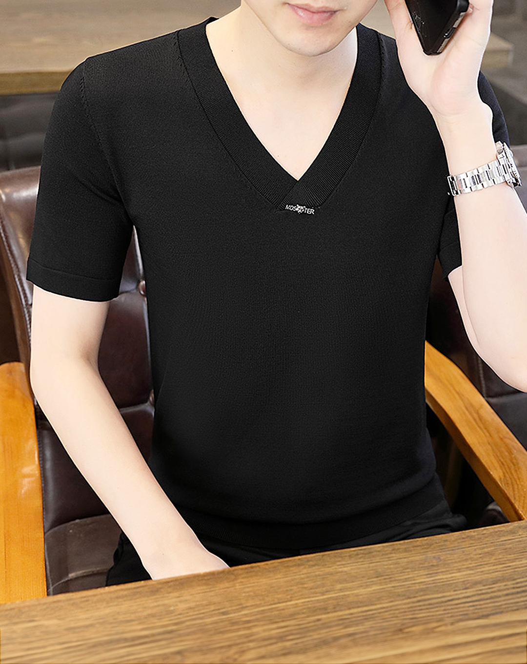 ♂Point Logo V-Neck Short Sleeve Shirt