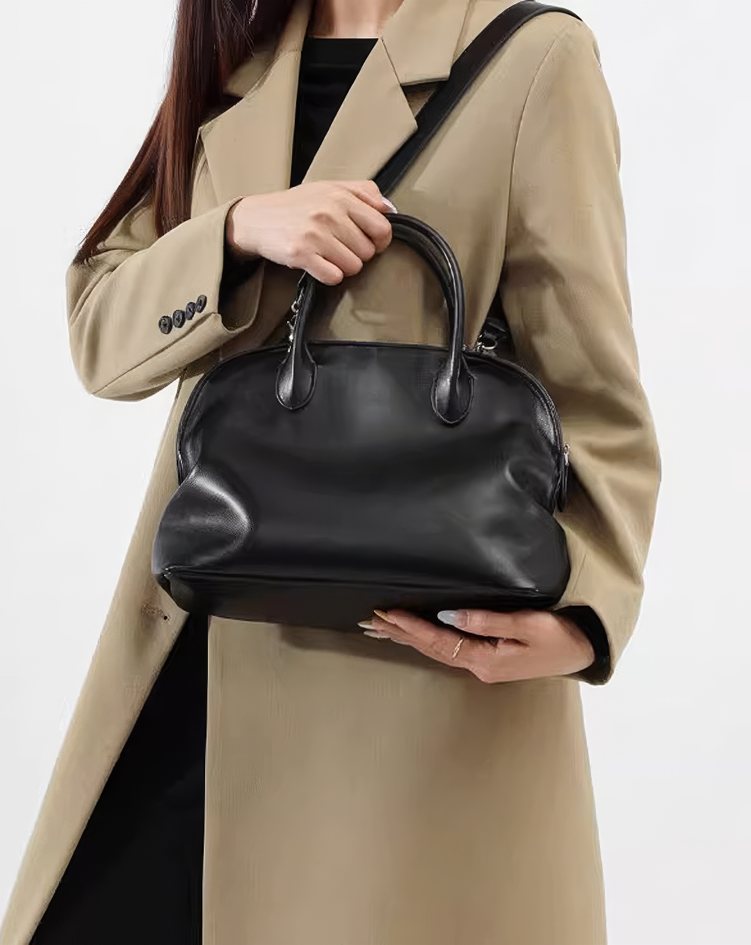 ♀本革／The Soft Curve Bag