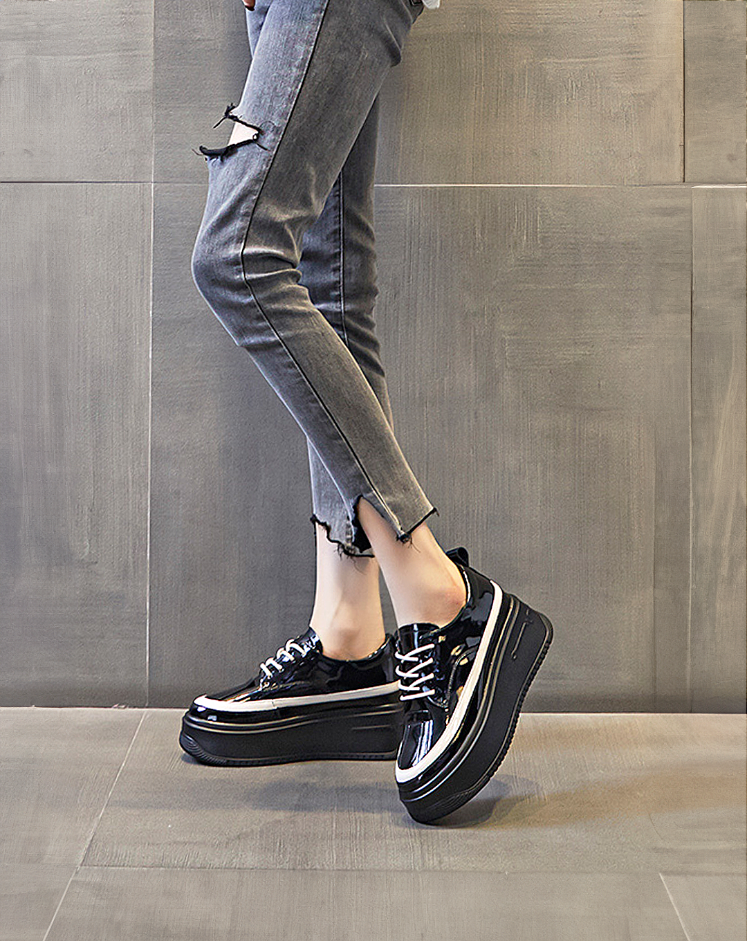 ♀Lace-up Platform Leather Sneakers