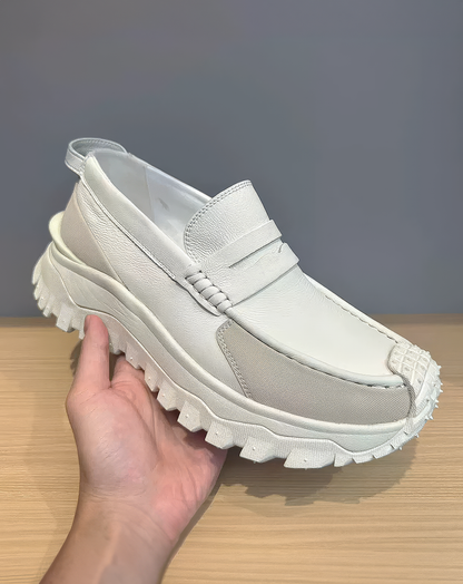♂♀Spiked Toe Loafer