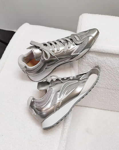 ♀本革／Metallic Sleek Pointed Sneakers