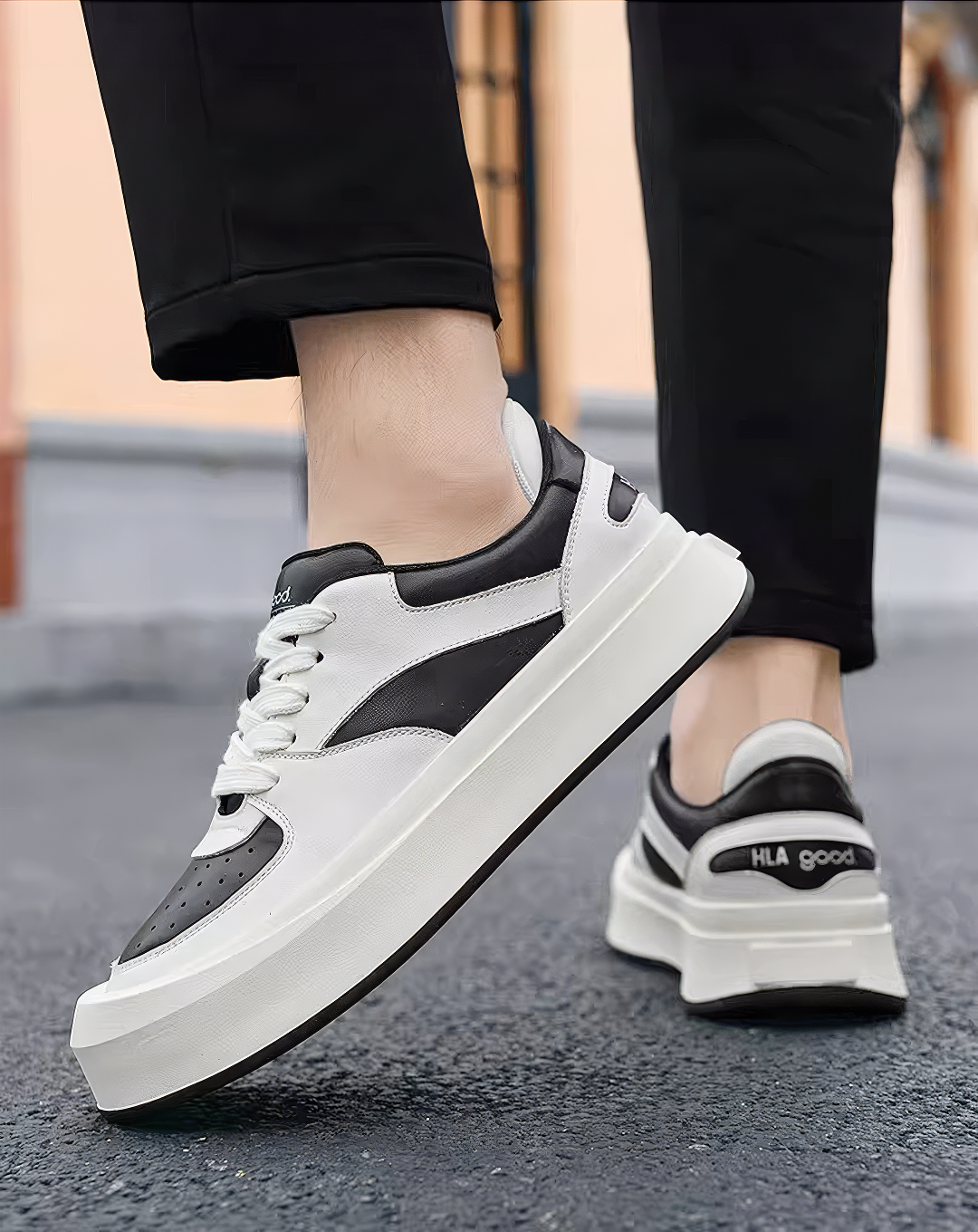 ♂Sleek Core Platform Sneakers