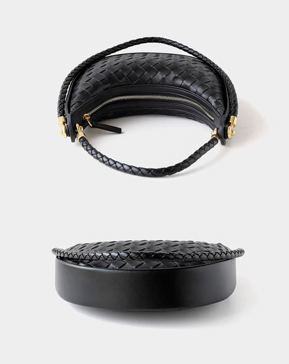 ♀本革／Intrecciato Leather Moon Bag