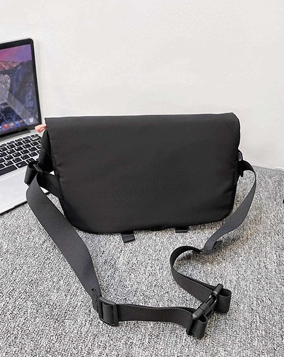 Sporty Crossbody Bag