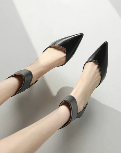 ♀本革／Pointed Toe Strap Pumps