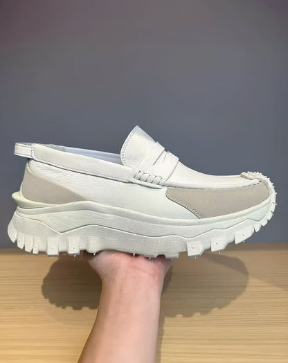 ♂♀Spiked Toe Loafer
