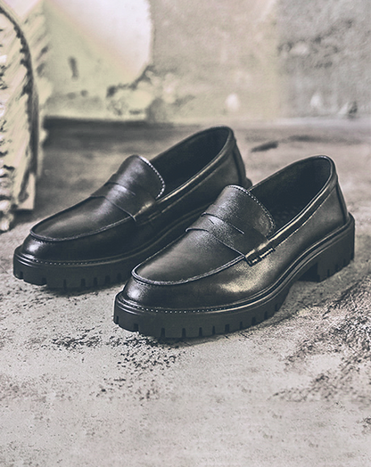 ♂♀Rugged Sole Loafer