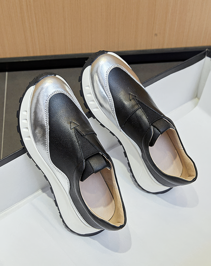 ♀Metallic Trim Wedge Slipons