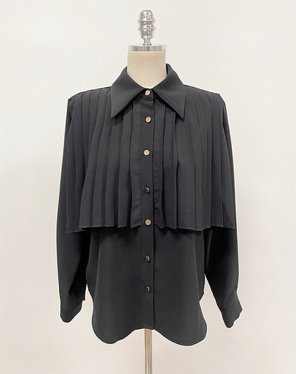 ♀Layered Pleat Blouse