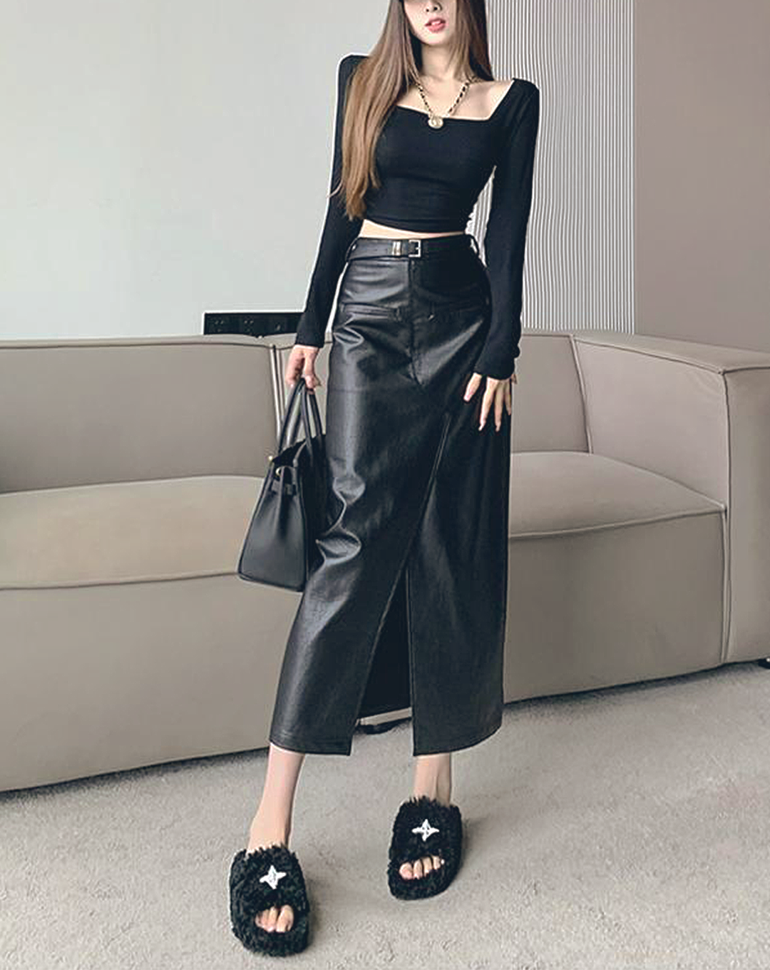 ♀Front Slit Leather Long Skirt