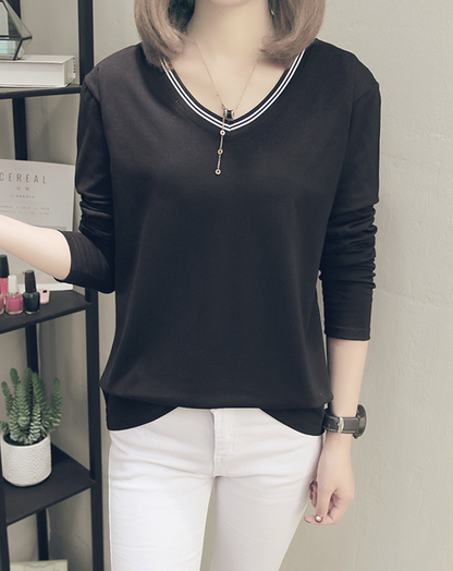 ♀Straight Line V-neck Shirt