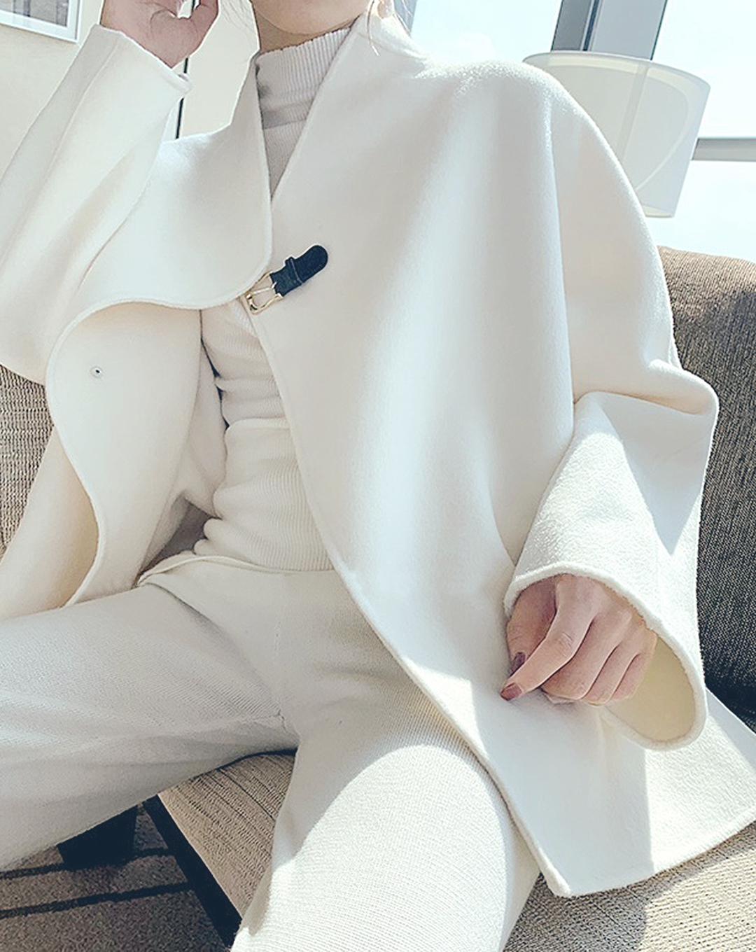 ♀Cape Style White Wool Coat