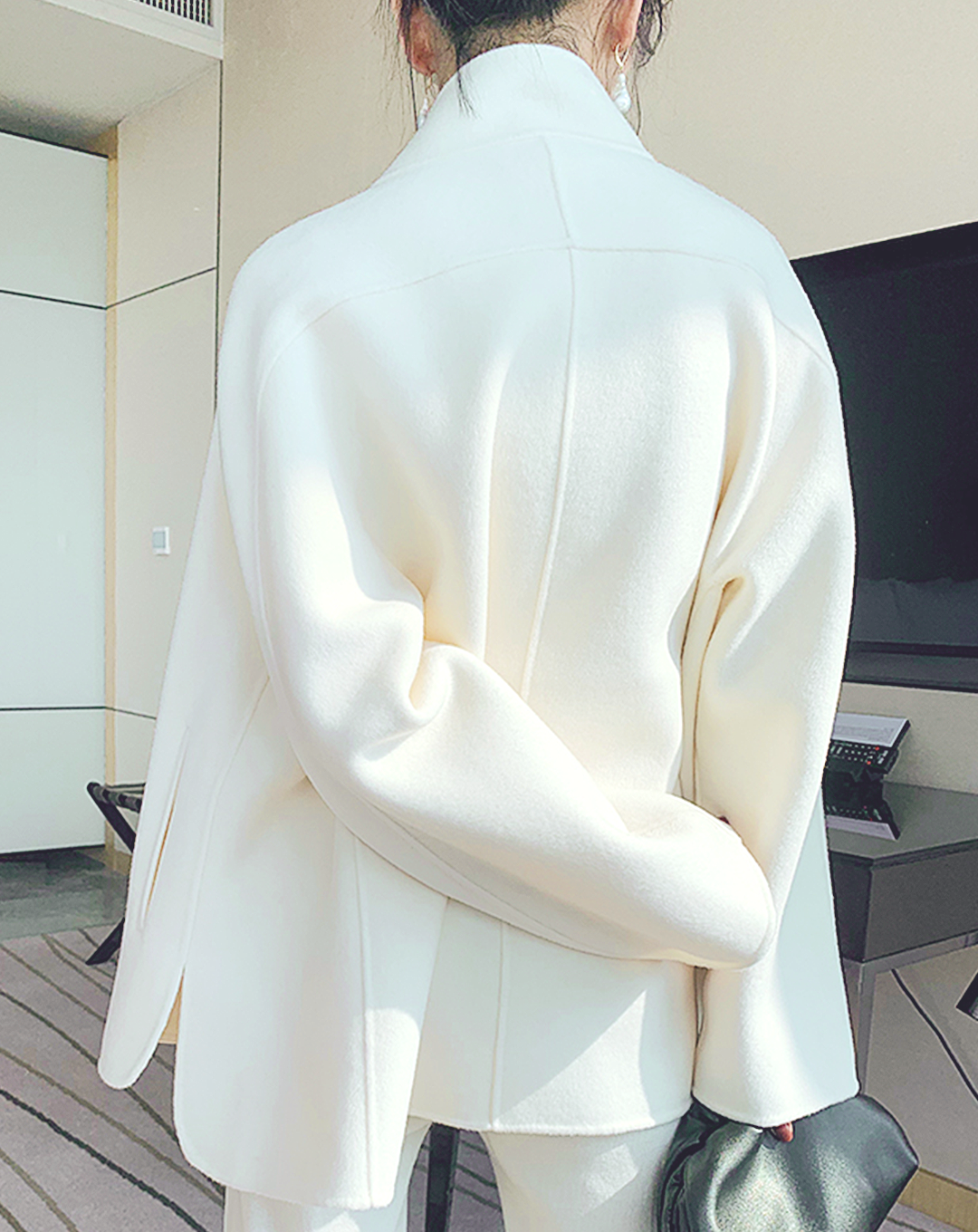 ♀Cape Style White Wool Coat