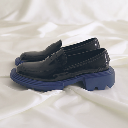 ♀ 本革／Tank Sole Coin Loafer