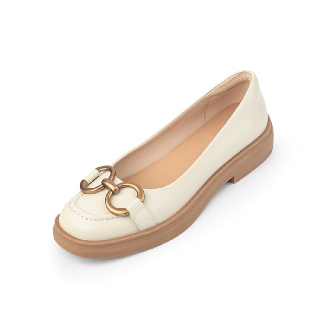 ♀ Buckle Round Toe White Loafer
