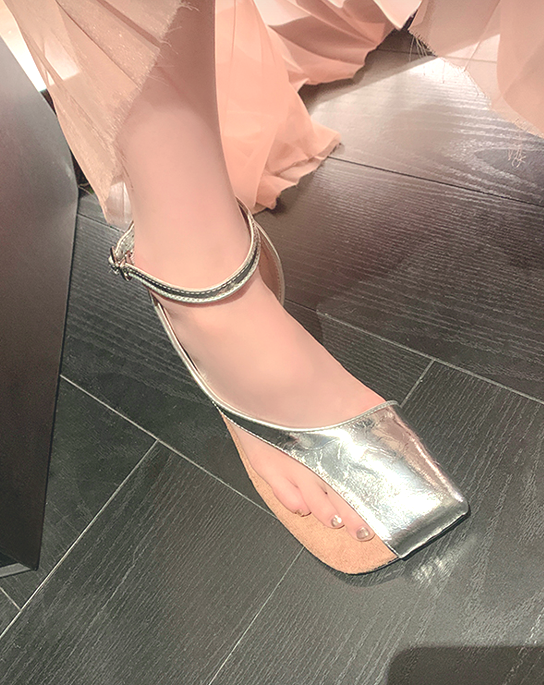 ♀本革／Asymmetry Toe Heels